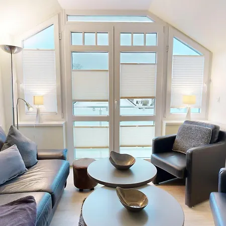 Strandnahe Fewos Mit Balkon, Villa Meernixe, Ostseebad Binz Exterior foto