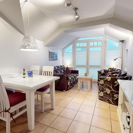 Strandnahe Fewos Mit Balkon, Villa Meernixe, Ostseebad Binz Exterior foto