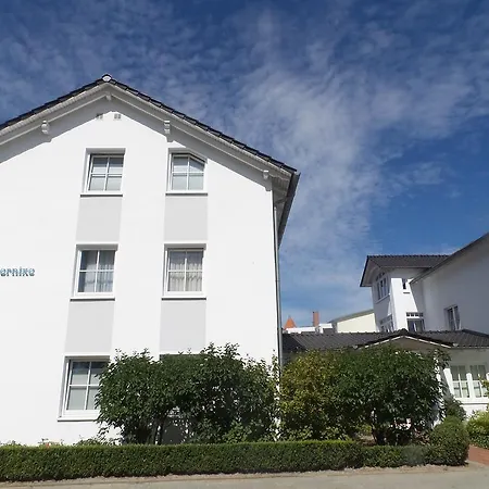Strandnahe Fewos Mit Balkon, Villa Meernixe, Ostseebad Binz Exterior foto